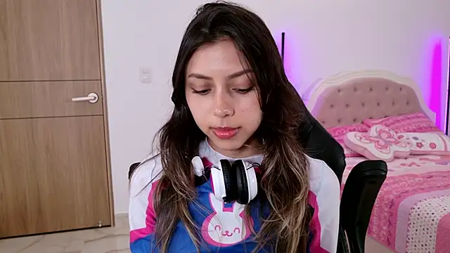 MissBecka_ live sex cam