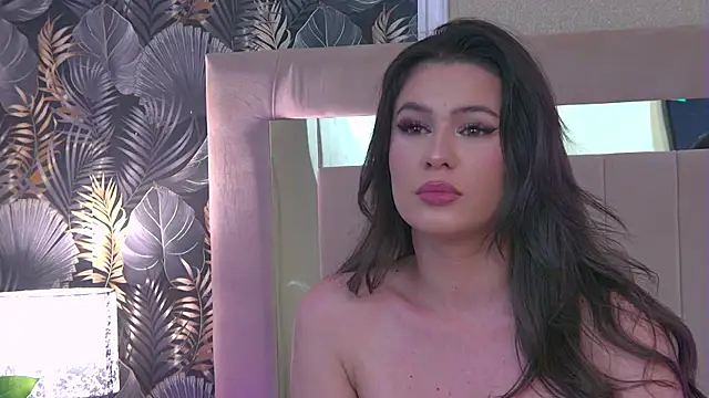 reyabaines live sex cam