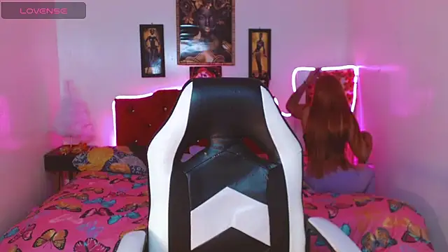 AdharaaMoon live sex cam