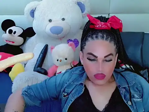 NharaBigCock live sex cam