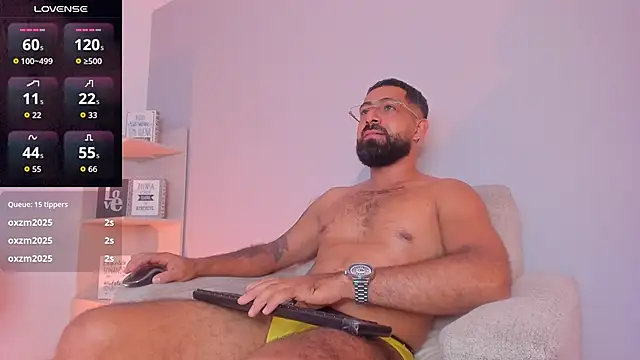 KylliamLevis live sex cam