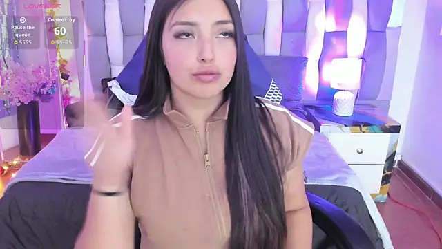 Adaara_Rey live sex cam