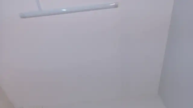 sara_saenz99 live sex cam