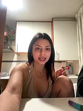 Noeliagglow live sex cam