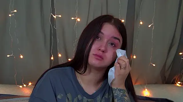 ChristinaMilton live sex cam