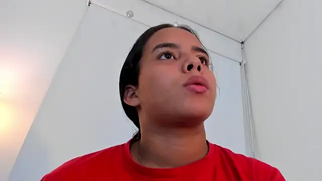 Roxy_Stonee live sex cam