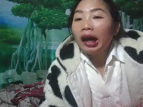 PhamPhung live sex cam