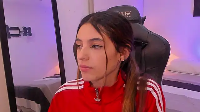 sofiarouge live sex cam