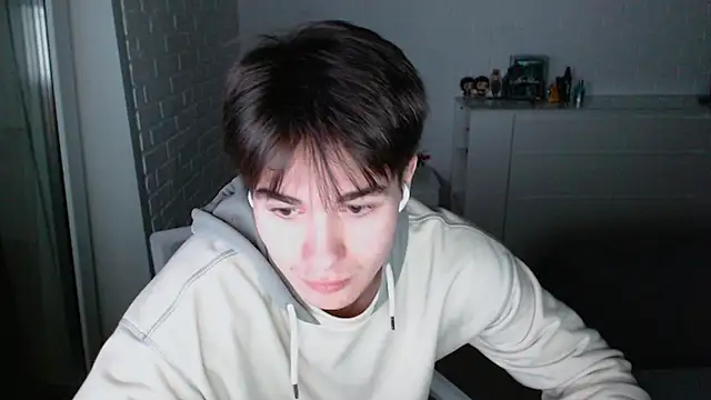 MarkusDean live sex cam