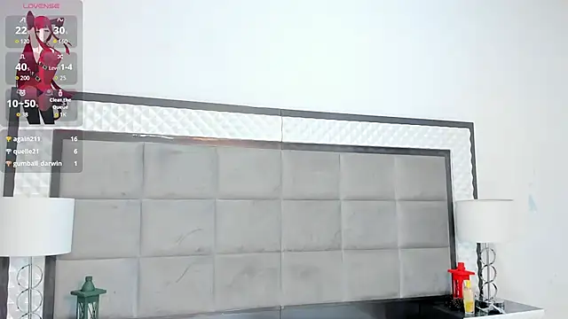 OliviaBurning live sex cam