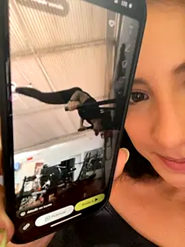 Ale_Lewis live sex cam