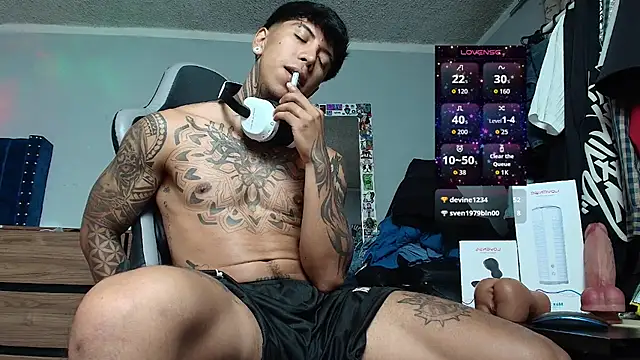 Nickhot0609 live sex cam