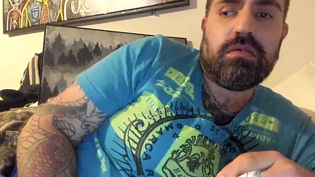 chubbycloudybottom live sex cam