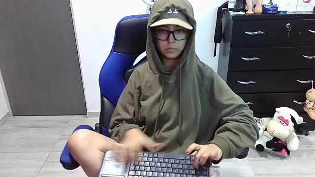 thomascooper7 live sex cam