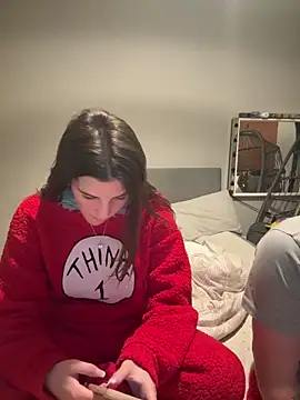 YoungCouple2007 live sex cam