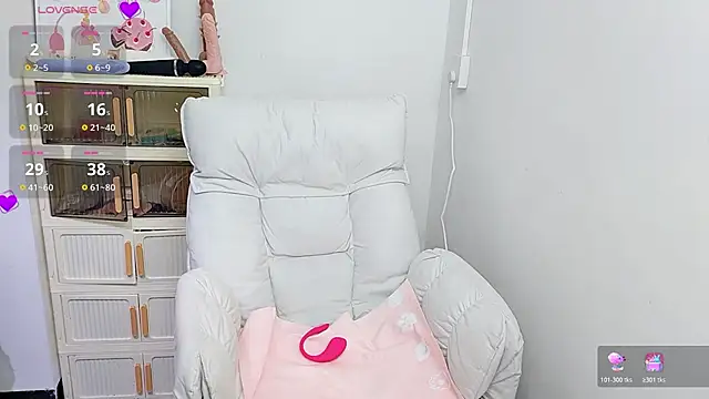 9aunatiis live sex cam