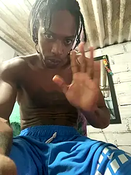 Larry-n-clouds live sex cam