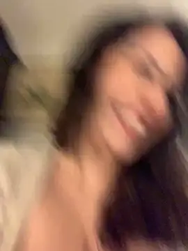 holyeroticss live sex cam