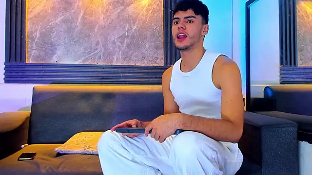 liam_genner_ live sex cam