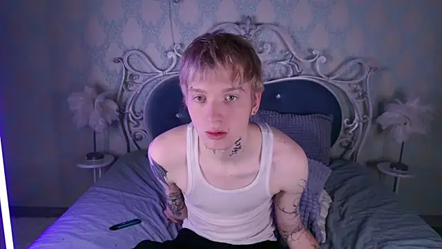 TRAVIS_CLAS live sex cam