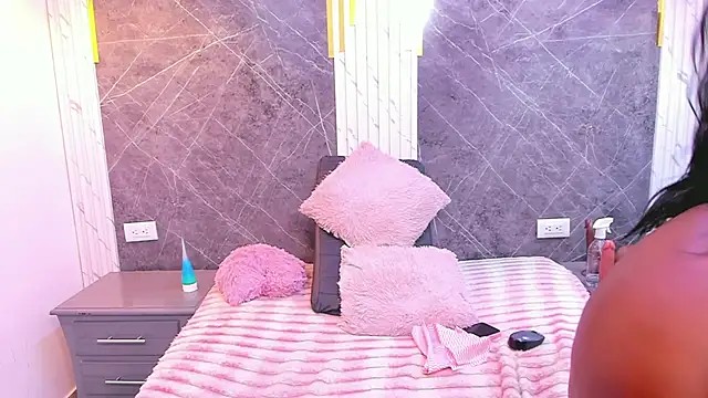 AndreaFletcher live sex cam