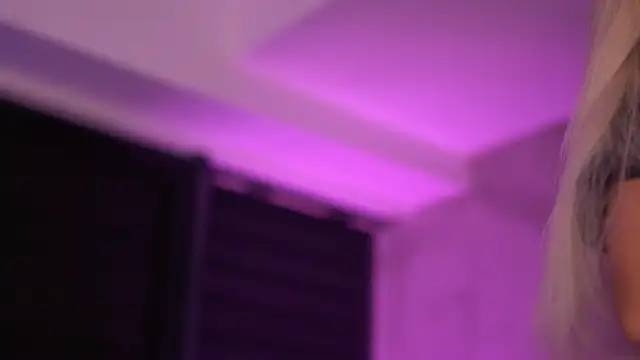 Candy_Ivy live sex cam