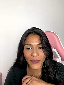 Laurapocahontas live sex cam