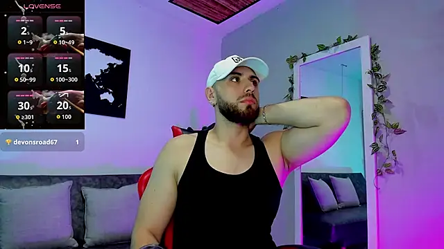 Maximo_Wolff live sex cam