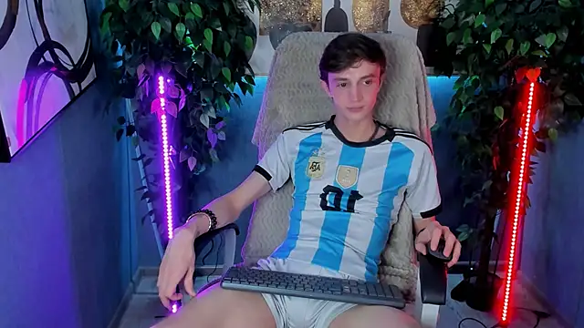 John_Weasley live sex cam