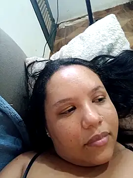 Bigostosa live sex cam