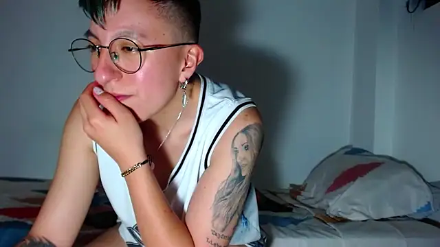 Sexyboy_666 live sex cam