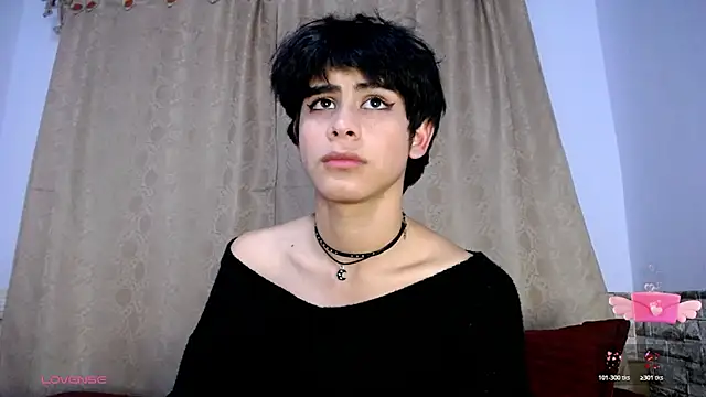 DaraKat18 live sex cam