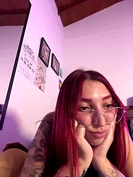 Paulina-Wells live sex cam