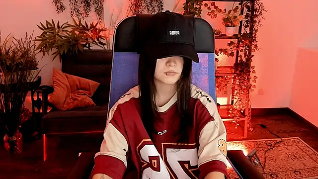 Elainebeness live sex cam