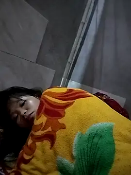 LinhNa999 live sex cam