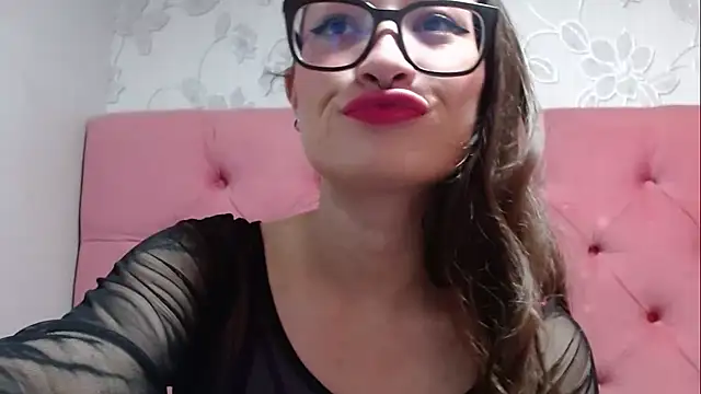 selenabustamante live sex cam