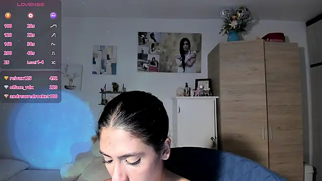 VeronikaOlsen live sex cam