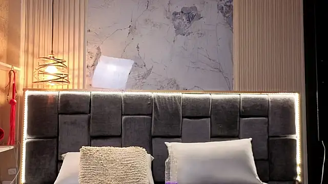 Im-Lola live sex cam