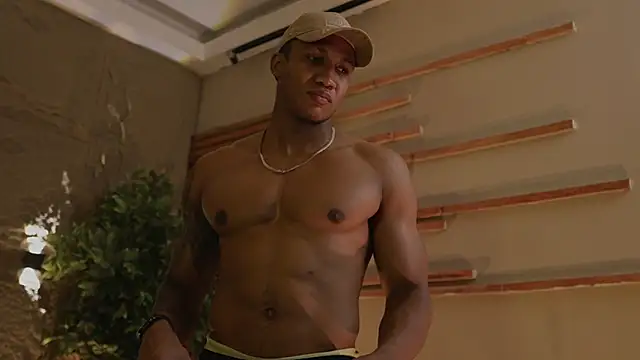 Logan_Varela live sex cam