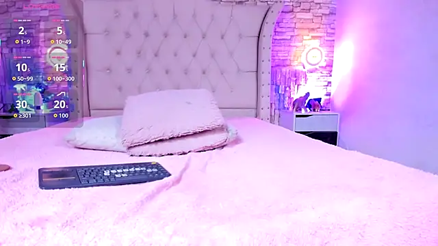 Lucia-Horny24 live sex cam