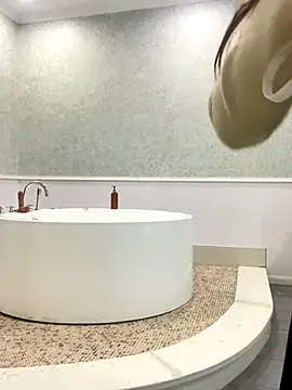 ChuChu1991 live sex cam