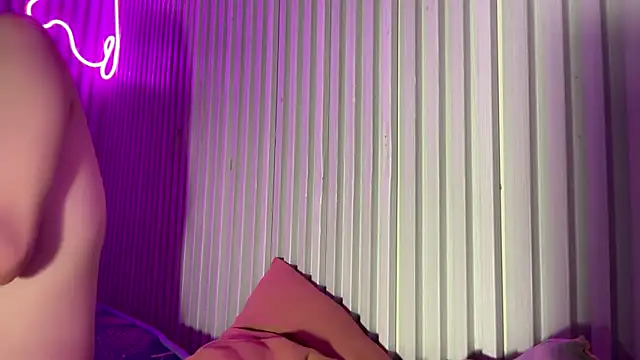 cummingstar25 live sex cam