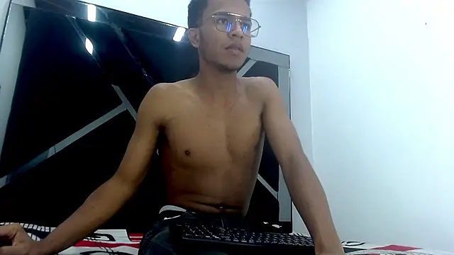 aston_xvera live sex cam