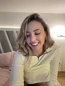 SophieeMills live sex cam