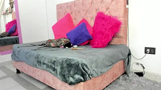 ambermistshh live sex cam