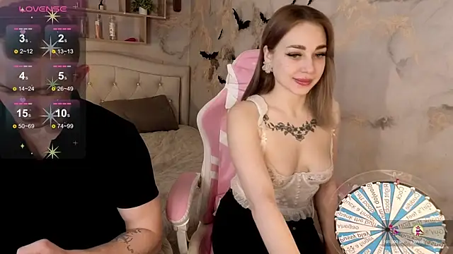 Crystal-Nuts live sex cam