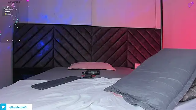 Luca_ferrer_ live sex cam