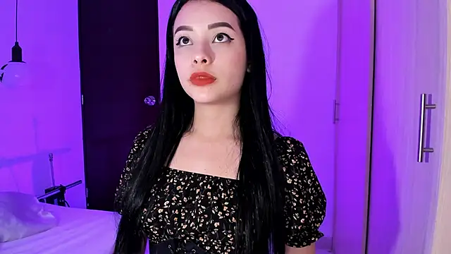 Succubus_222 live sex cam