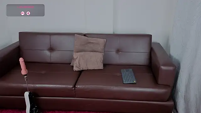 Mariana_Lu live sex cam