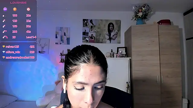 VeronikaOlsen live sex cam